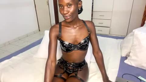 Snapshot of zaria_amara chatting on July 25, 2026, 7:22 pm zaria_amara online show from July 25, 2026, 7:22 pm