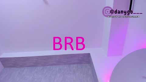 Snapshot of zarianaevanz chatting on January 28, 2025, 1:18 am Zariana online show from January 28, 2025, 1:18 am