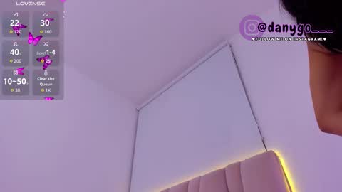 Snapshot of zarianaevanz chatting on November 14, 2025, 1:04 am Zariana online show from November 14, 2025, 1:04 am