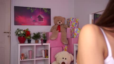 Snapshot of zariavera chatting on November 2, 2025, 7:38 pm zariavera online show from November 2, 2025, 7:38 pm