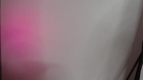 Snapshot of zean_lee chatting on November 1, 2025, 11:23 am Karolyne online show from November 1, 2025, 11:23 am