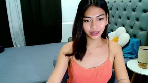 Snapshot of zeethefucker69 chatting on January 18, 2025, 5:15 pm Zo online show from January 18, 2025, 5:15 pm