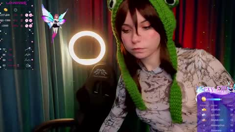 Snapshot of zelda_1 chatting on December 10, 2024, 10:16 pm Zelda online show from December 10, 2024, 10:16 pm