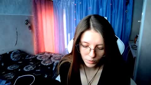 Julia online show from January 11, 2026, 10:53 am