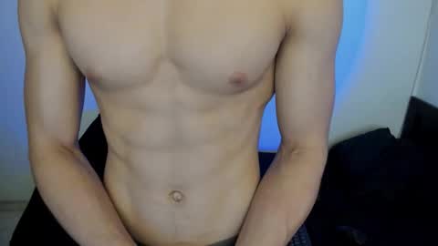 zenzhu online show from February 11, 2026, 12:15 am