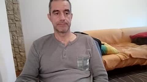 Snapshot of zenikk chatting on October 12, 2025, 6:34 am zenikk online show from October 12, 2025, 6:34 am