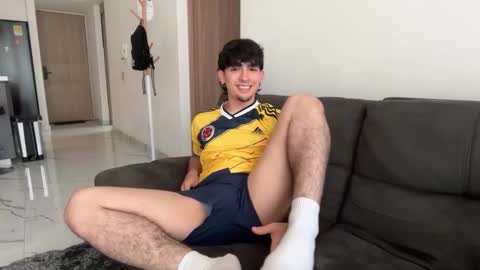 Zenn online show from January 14, 2026, 8:36 pm