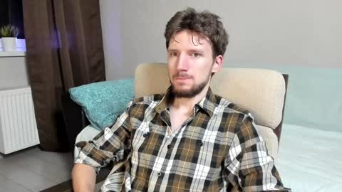 Snapshot of zepanl chatting on December 16, 2024, 8:37 pm Andrew online show from December 16, 2024, 8:37 pm