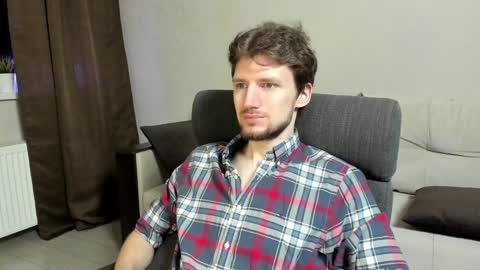 Snapshot of zepanl chatting on January 19, 2025, 4:12 am Andrew online show from January 19, 2025, 4:12 am