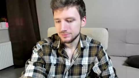 Snapshot of zepanl chatting on October 28, 2025, 1:20 am Andrew online show from October 28, 2025, 1:20 am