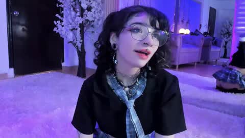 Snapshot of zephirah_abney chatting on March 3, 2025, 2:26 pm online show from March 3, 2025, 2:26 pm