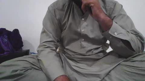 Snapshot of zes6363 chatting on October 8, 2025, 3:31 pm zes6363 online show from October 8, 2025, 3:31 pm