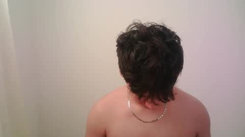 zeus_183 online show from January 8, 2026, 2:08 pm