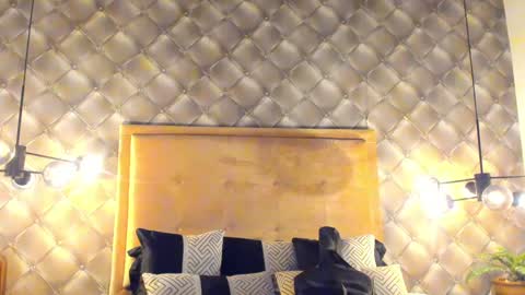 Snapshot of zeusjeff chatting on January 15, 2025, 7:01 pm zeus online show from January 15, 2025, 7:01 pm