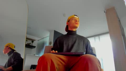 Snapshot of zeusjeff chatting on October 4, 2025, 7:56 pm zeus online show from October 4, 2025, 7:56 pm