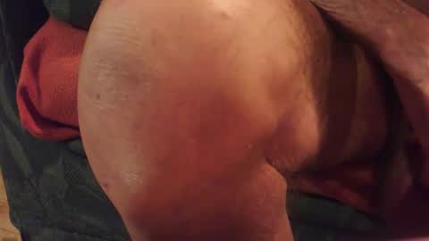 Snapshot of zevioo77 chatting on December 27, 2024, 5:26 pm zevioo77 online show from December 27, 2024, 5:26 pm