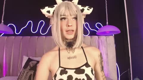 zhally_dee online show from April 7, 2026, 7:36 pm