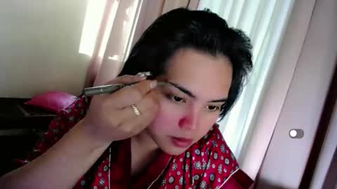 Snapshot of zhillycate chatting on October 16, 2025, 3:51 am CATE online show from October 16, 2025, 3:51 am