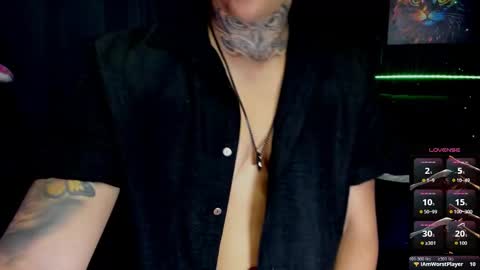 Snapshot of zhoestrong chatting on October 23, 2025, 11:24 pm zhoestrong online show from October 23, 2025, 11:24 pm