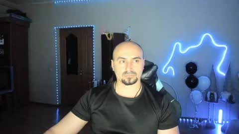 Ziesh online show from May 1, 2026, 9:52 pm