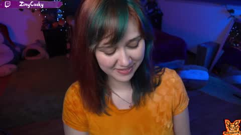 Snapshot of ziny_cosky chatting on January 31, 2025, 2:26 am Ziny Cosky online show from January 31, 2025, 2:26 am