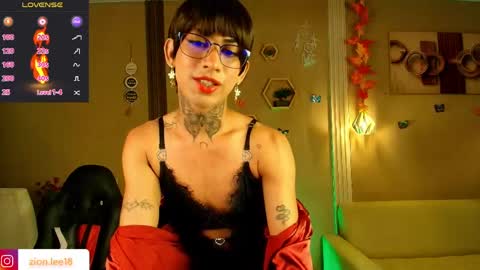 Snapshot of zion__lee chatting on May 29, 2026, 7:56 pm Zion online show from May 29, 2026, 7:56 pm