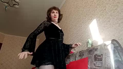 zluchka  online show from June 4, 2026, 2:56 pm