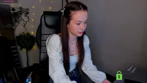 Zoay online show from May 14, 2026, 3:41 pm