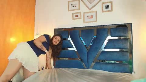 Snapshot of zoe_and_dylan_ chatting on February 27, 2026, 12:16 pm Zoe and dylan online show from February 27, 2026, 12:16 pm