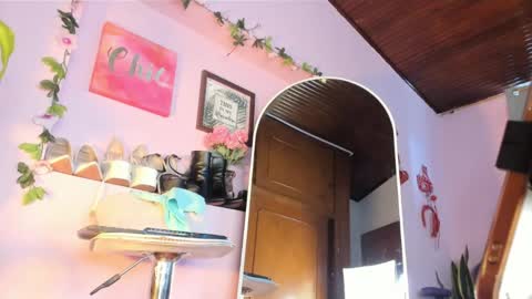 Zoe Baker online show from May 24, 2026, 4:56 pm