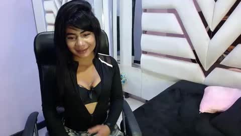 Snapshot of zoe_browns_ chatting on October 17, 2025, 2:37 am Zoe Browns online show from October 17, 2025, 2:37 am