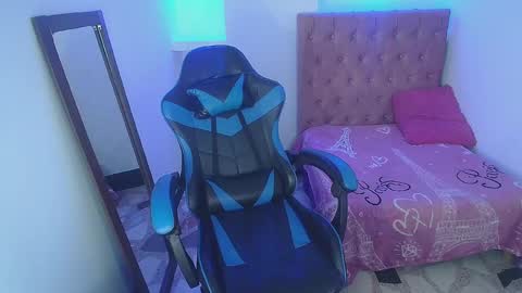 Z O E online show from February 27, 2025, 10:20 pm