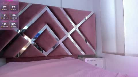 zoe_evaanss_ online show from June 21, 2026, 7:27 pm