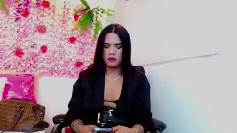 Snapshot of zoe_hecate chatting on October 4, 2025, 2:15 pm zoe_hecate online show from October 4, 2025, 2:15 pm