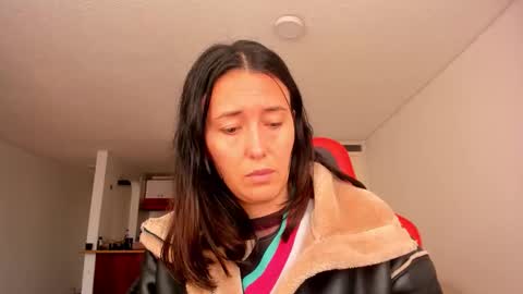 Snapshot of zoe_jeane_beker chatting on November 11, 2025, 9:15 pm ZOE online show from November 11, 2025, 9:15 pm