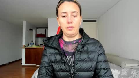 ZOE online show from February 20, 2026, 9:48 pm