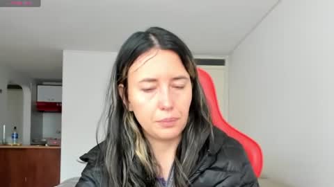 ZOE online show from August 3, 2026, 6:33 pm