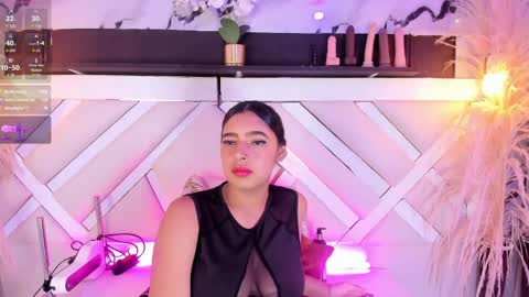 Zoey  online show from April 24, 2026, 11:29 pm