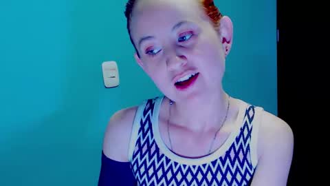 Zoe online show from December 3, 2024, 3:20 am