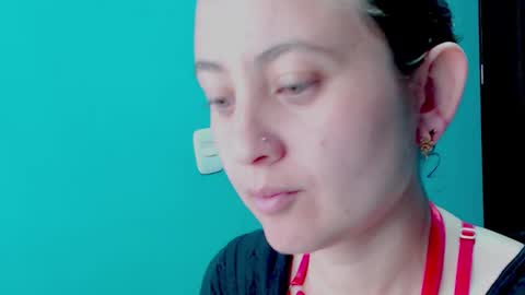 Zoe online show from December 31, 2024, 12:15 pm