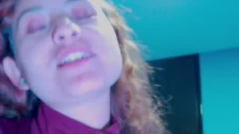Zoe online show from February 12, 2025, 2:35 am