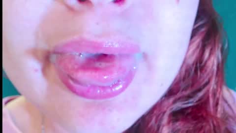 Zoe online show from March 10, 2025, 10:24 pm