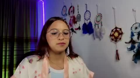 Snapshot of zoe_khall chatting on June 17, 2026, 4:48 am ZOE online show from June 17, 2026, 4:48 am