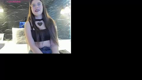 Snapshot of zoe_le chatting on January 16, 2026, 11:47 am Zoe online show from January 16, 2026, 11:47 am