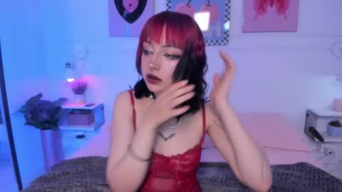 Zoe Lynch online show from February 19, 2026, 3:52 pm