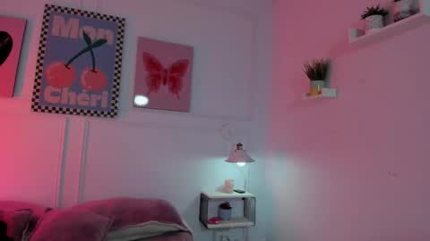 Zoe Lynch online show from March 9, 2026, 11:14 am