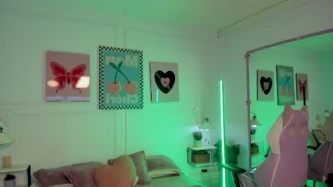 Snapshot of zoe_lynch_ chatting on June 25, 2026, 12:09 pm Zoe Lynch online show from June 25, 2026, 12:09 pm