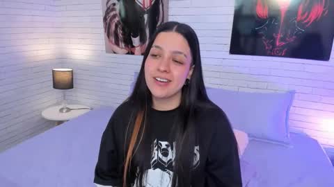 ZOE  online show from January 13, 2026, 10:04 pm