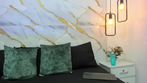 Zoe online show from August 1, 2026, 10:19 pm
