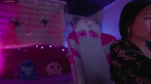 Snapshot of zoe_skyler chatting on October 15, 2025, 3:56 pm Zoe online show from October 15, 2025, 3:56 pm